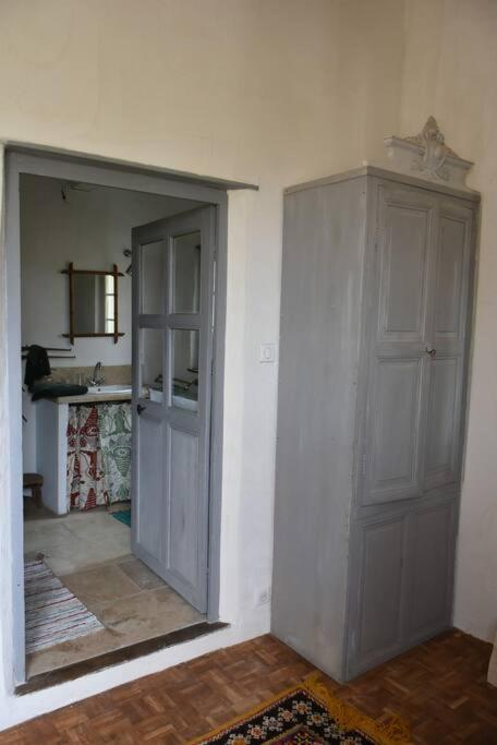 La Petite Maison Des Artistes Séguret Buitenkant foto